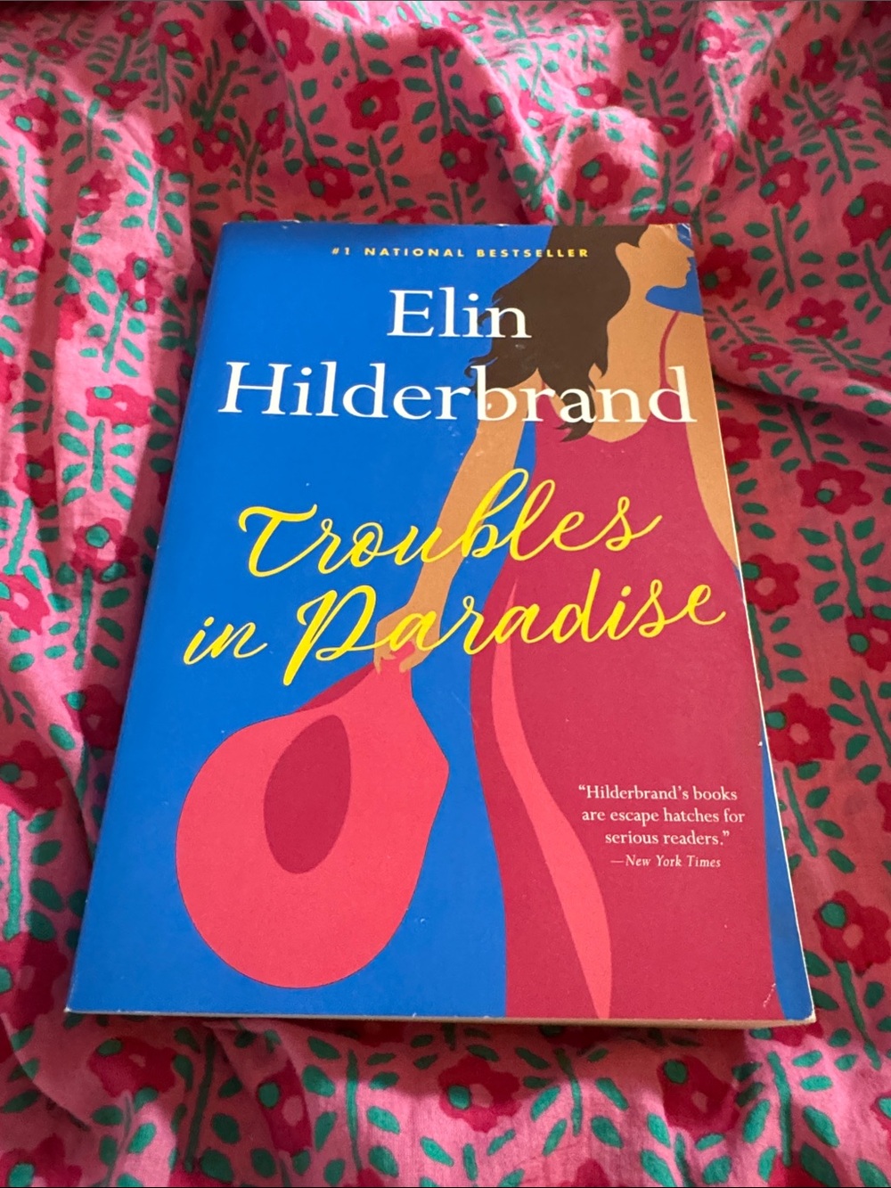 🌴 Elin Hilderbrand - Troubles in Paradise - ISBN 978-0-316-37156-8